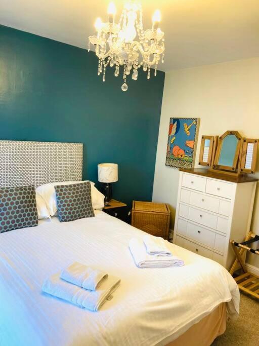 Rockferry 3 Bed Central Apartment + Parking Permit Дартмаут Экстерьер фото